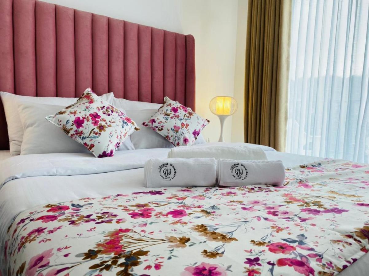 Grand Winterberry - Lake View Luxury Residence 努沃勒埃利耶 外观 照片
